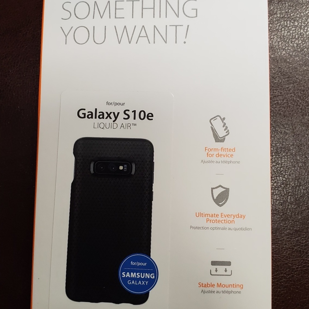 NWT Samsung Galaxy S10E phone case